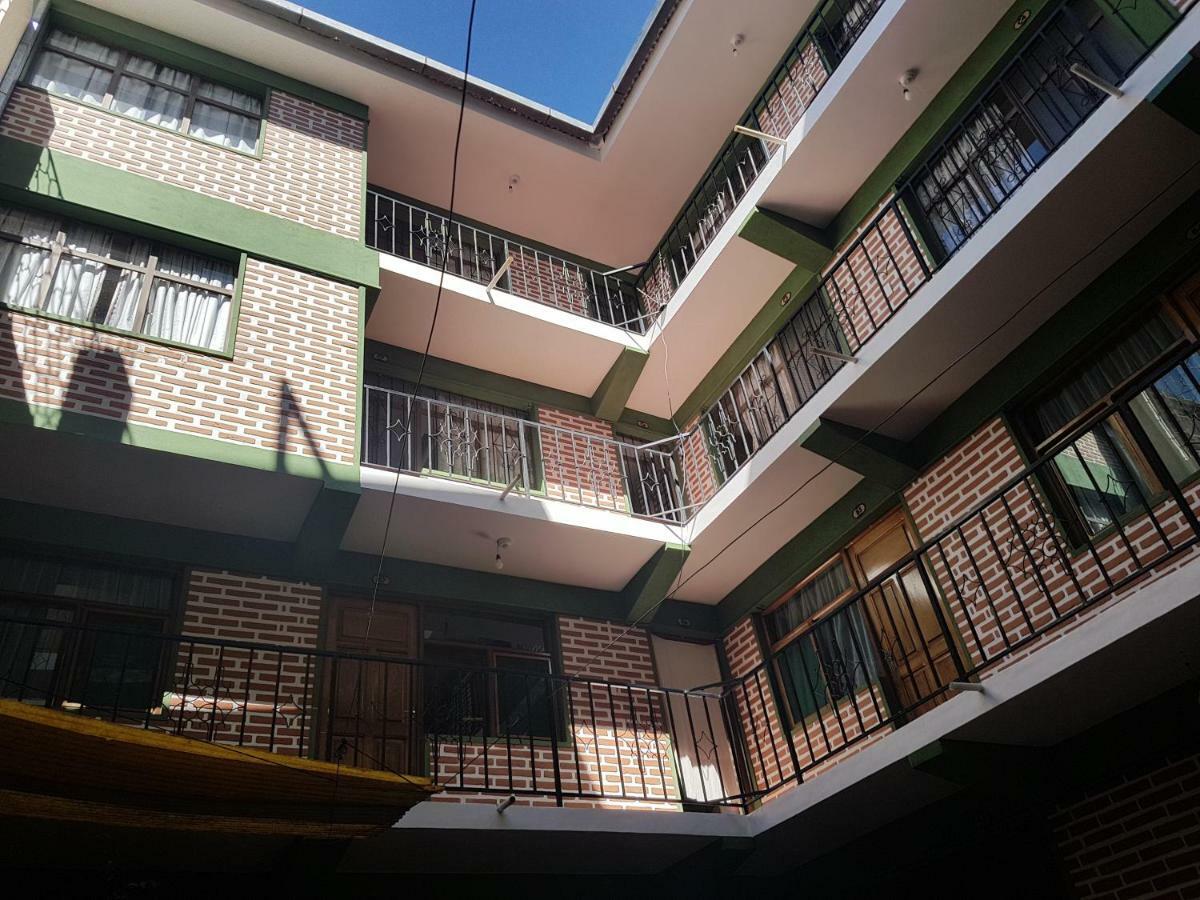 Hostel Buen Descanso Sucre Ngoại thất bức ảnh