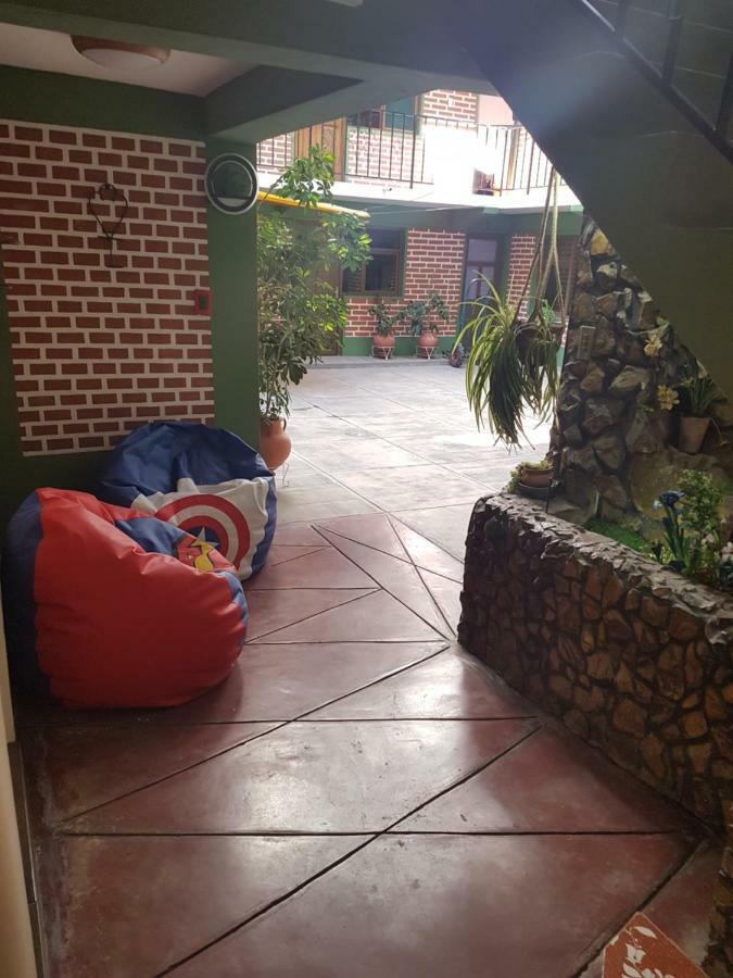 Hostel Buen Descanso Sucre Phòng bức ảnh